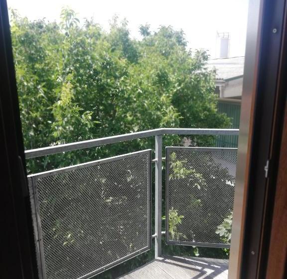 פנסיון Bgy Airport Guesthouse