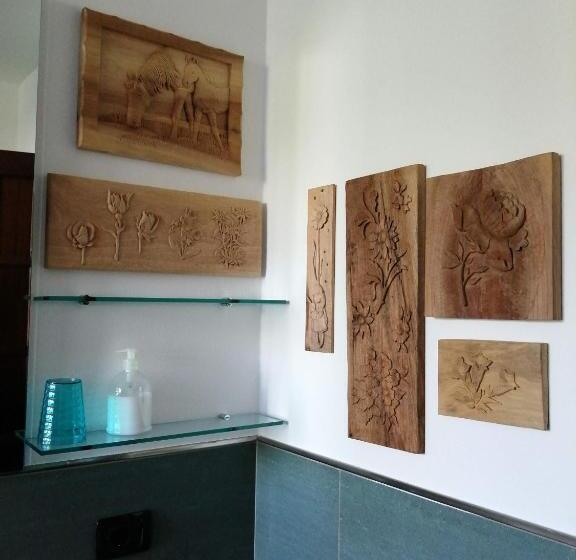 B&b Carunei