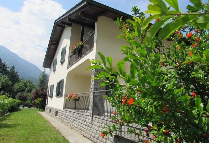 B&b Carunei