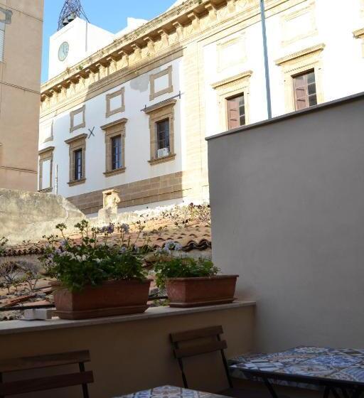 تختخواب و صبحانه Agorà Panoramic Rooms