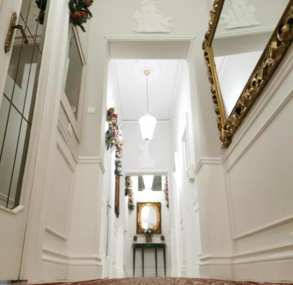 تختخواب و صبحانه Il Galleone