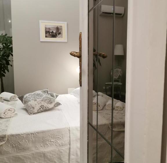 تختخواب و صبحانه Il Galleone