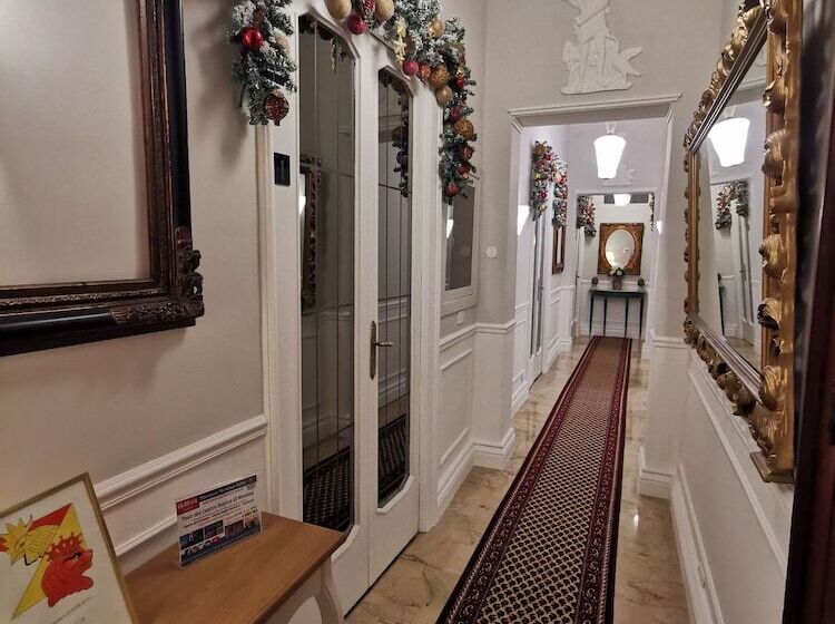 تختخواب و صبحانه Il Galleone