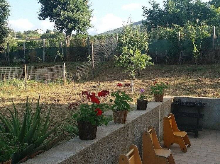 ベッドアンドブレックファースト L Arcadia