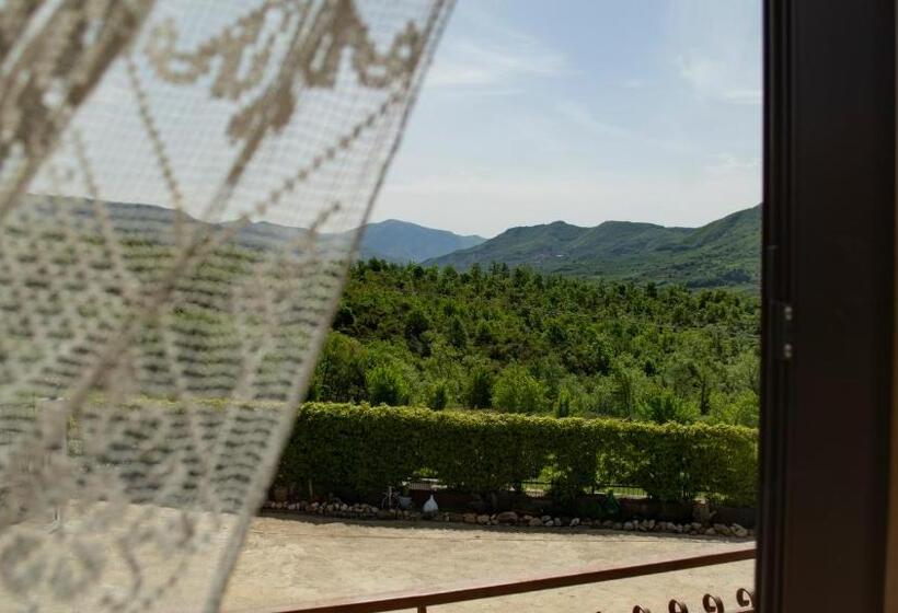 ベッドアンドブレックファースト L Arcadia