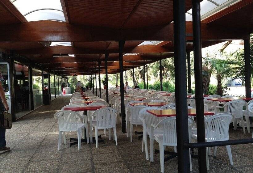 호텔 Happy Camp In Camping Baia Domizia