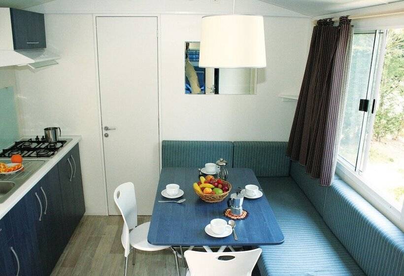 호텔 Happy Camp In Camping Baia Domizia