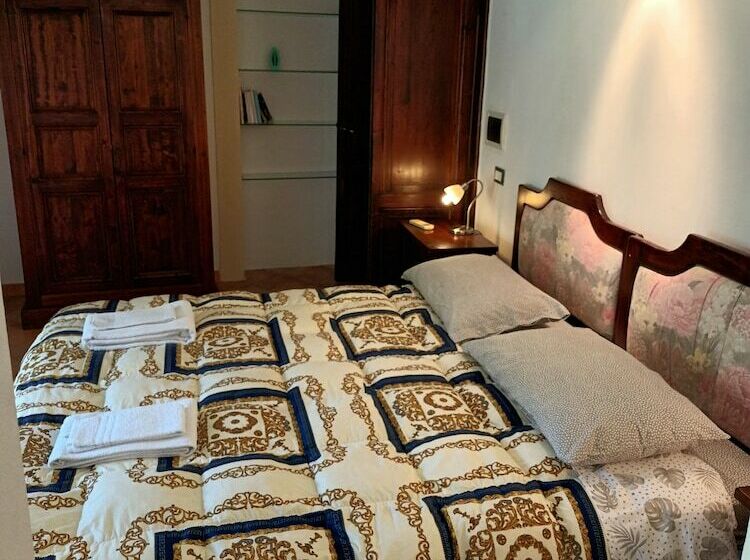 בית מלון כפרי Agriturismo La Chiusa