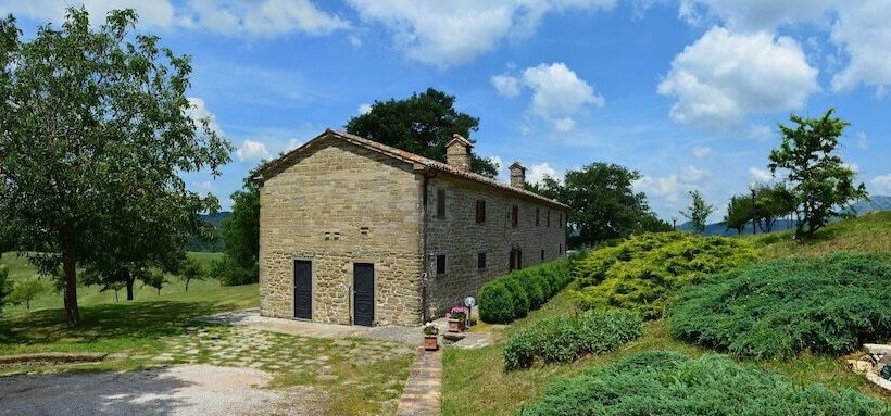 교외 호텔 Agriturismo Le Case