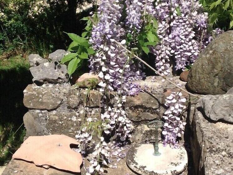 فندق ريفى Agriturismo Le Sorgenti