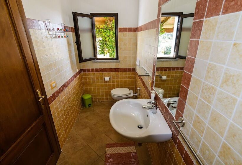 교외 호텔 Agriturismo Lu Nodu