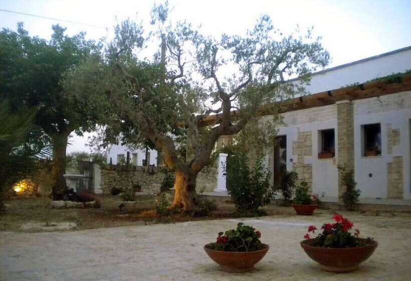تختخواب و صبحانه Le Corti Del Casale