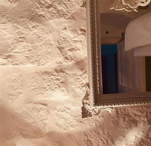 تختخواب و صبحانه Trullitria Rooms