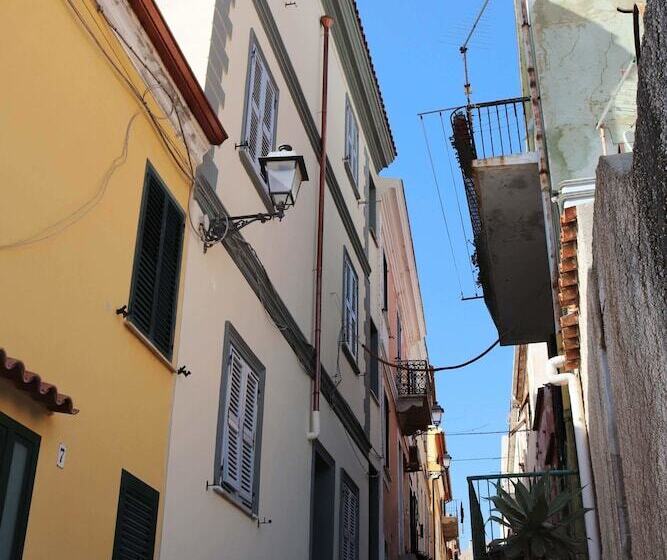 住宿加早餐  Clelia S Boutique Rooms & Suites