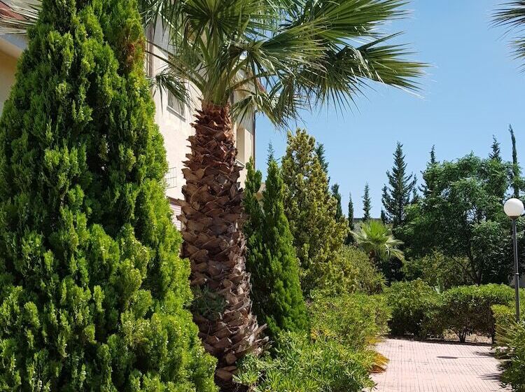 مبيت وإفطار Mamre Village