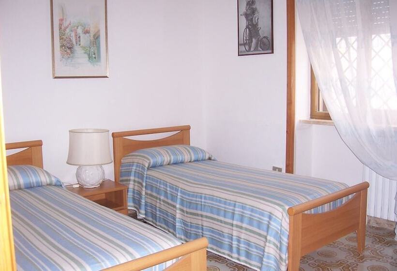 Пансион Guest House Mina