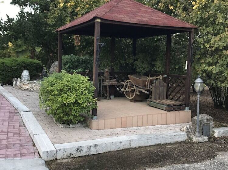펜션 La Torretta Guest House