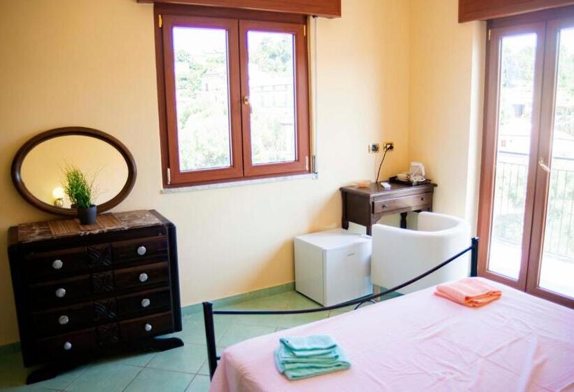 تختخواب و صبحانه Scaloni Bnb