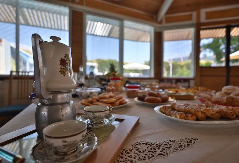 تختخواب و صبحانه Placide Vivere