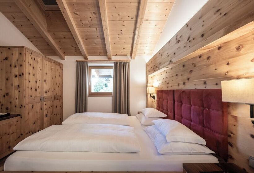 Dolomites Nature Hotel Vigilerhof