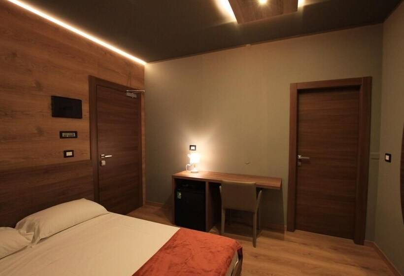 فندق Albergo Ristorante Plaza