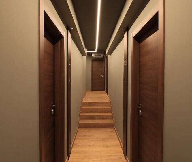 فندق Albergo Ristorante Plaza