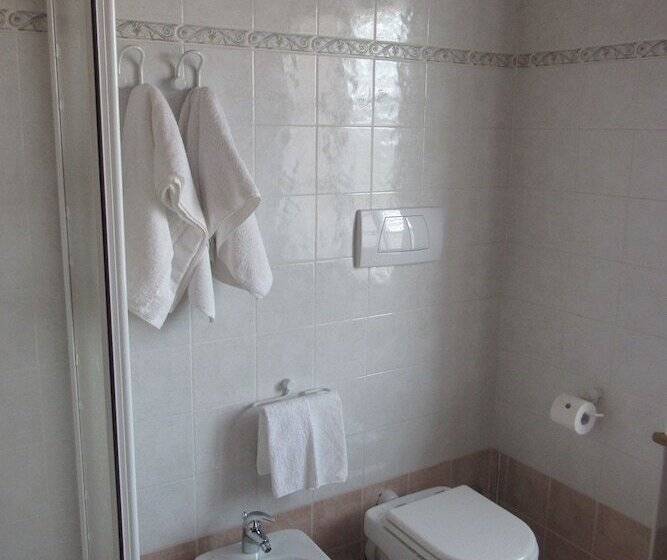 بنسيون Guest House Nonna Tina