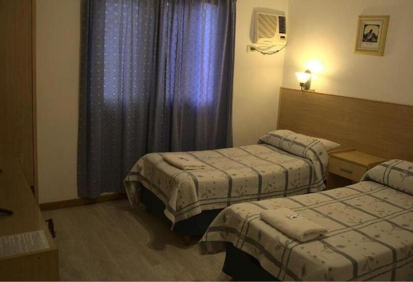 هتل Aires Express