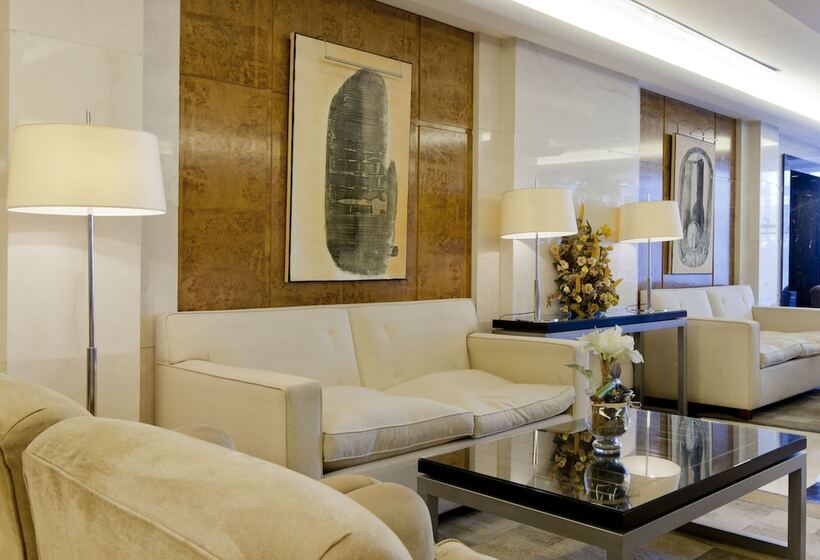 هتل Andalucia Center