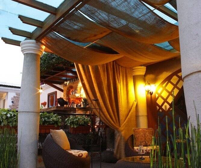 ホテル Casa García