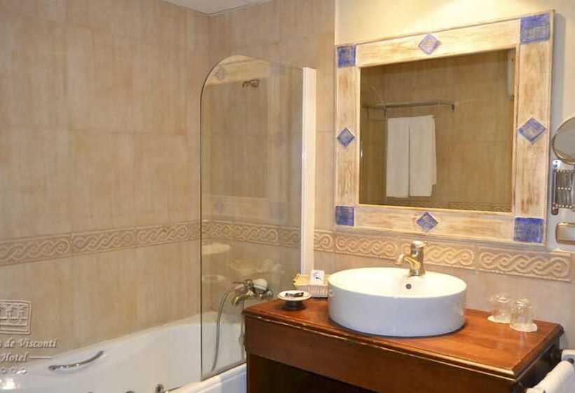 Hotel Condes De Visconti