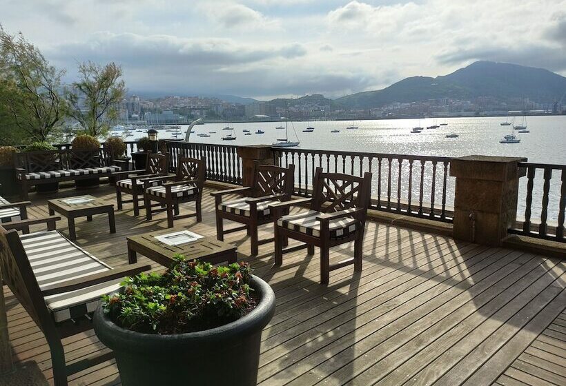 هتل Ercilla Embarcadero