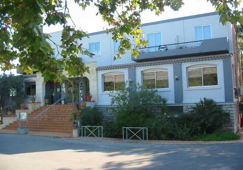 Hôtel Restaurant Logis Hotellerie De Balajan