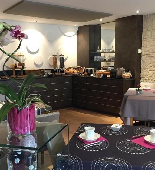 בית מלון כפרי Le Pré De La Cure