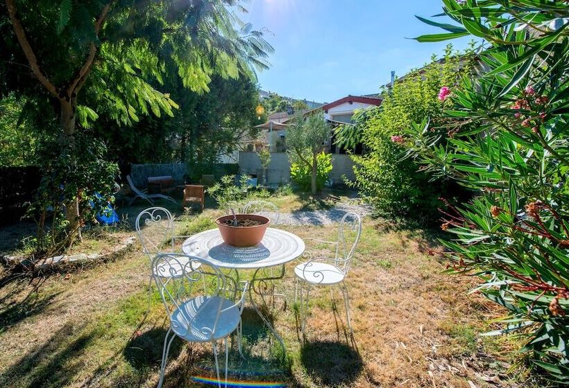 בית מלון כפרי Logis Hôtels   Hôtel Et Restaurant Les Voyageurs