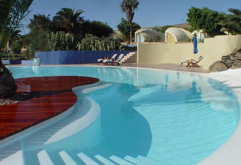 Отель Livvo Risco Del Gato Suites