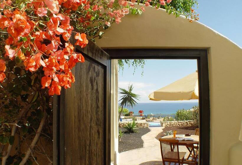 Отель Livvo Risco Del Gato Suites