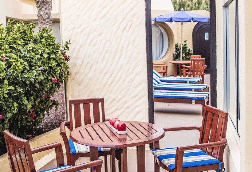 Отель Livvo Risco Del Gato Suites