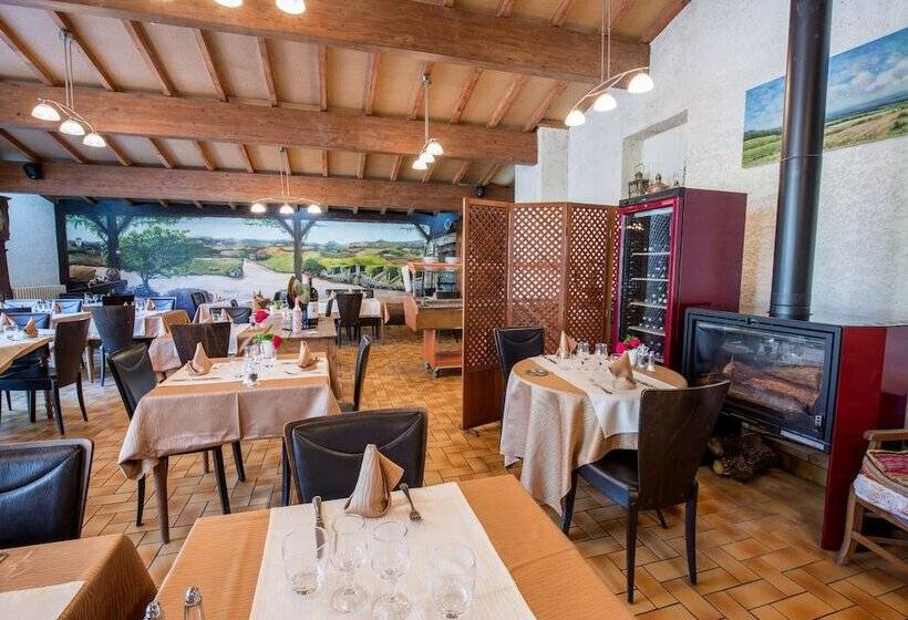 בית מלון כפרי Logis Hôtels   Hôtel Et Restaurant Les Voyageurs