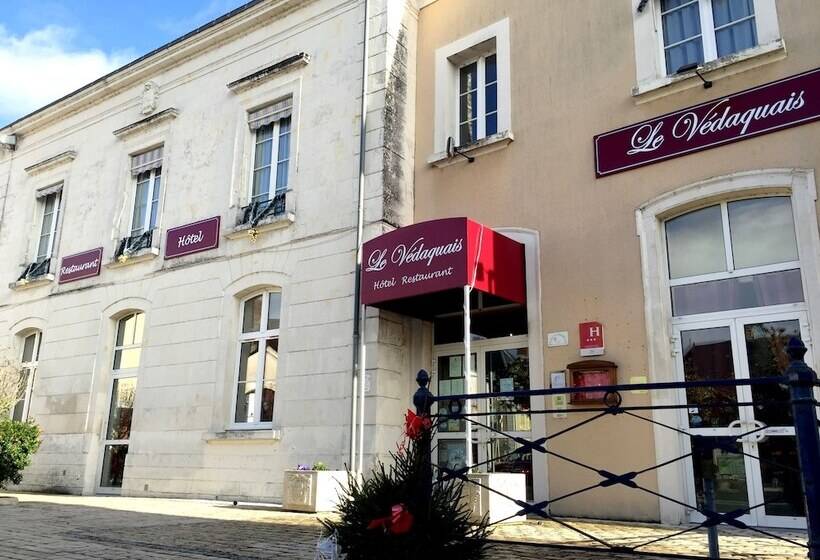 Logis Hotel Restaurant Le Vedaquais