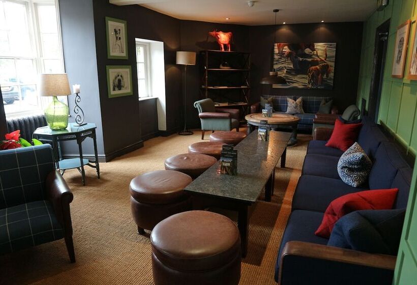 Отель The Manor House