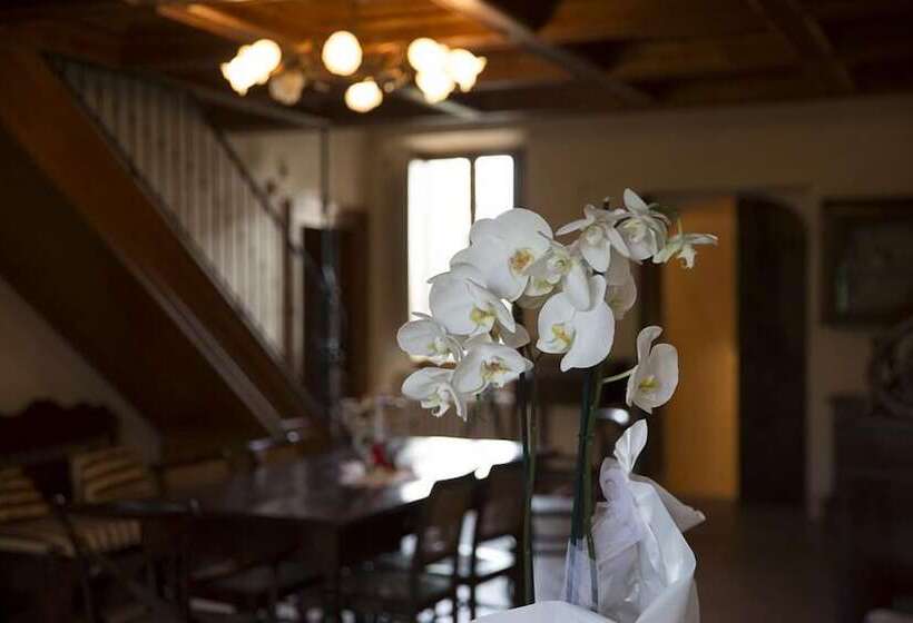 住宿加早餐  Borgo Acque Romane