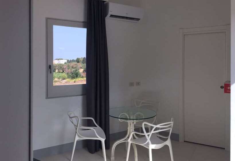 ベッドアンドブレックファースト Villa Starace Suites Et Appartements