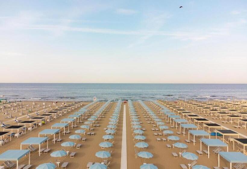 פונדק Re Versiliana