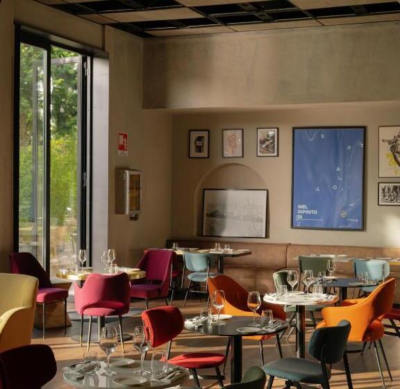 פונדק Re Versiliana