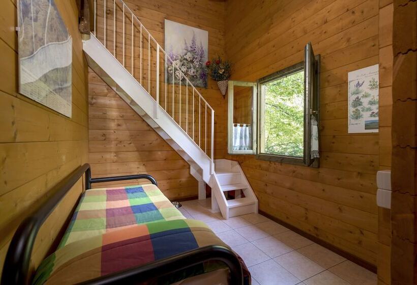 בית מלון כפרי Campeggio Parco Dei Castagni Srl