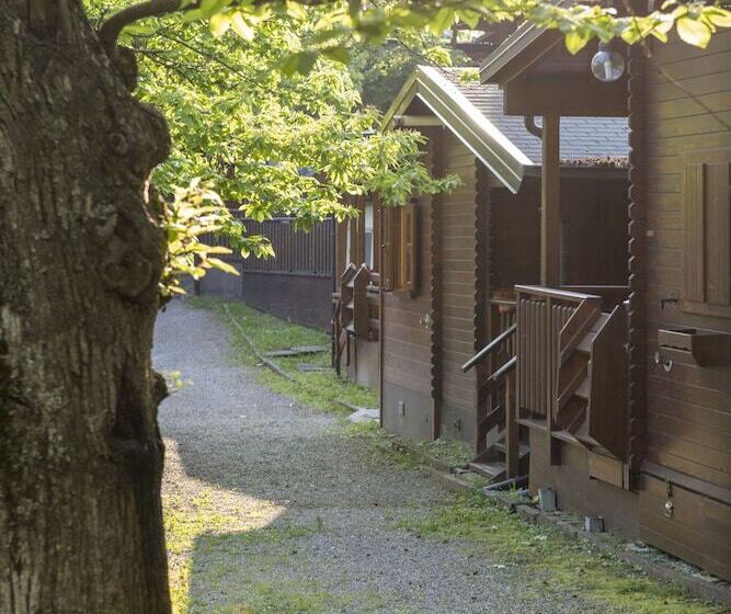 בית מלון כפרי Campeggio Parco Dei Castagni Srl