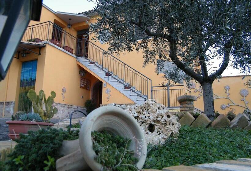 فندق ريفى Agriturismo La Vecchia Fontana