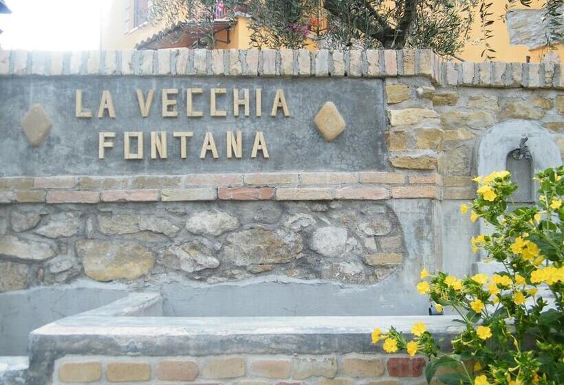 فندق ريفى Agriturismo La Vecchia Fontana