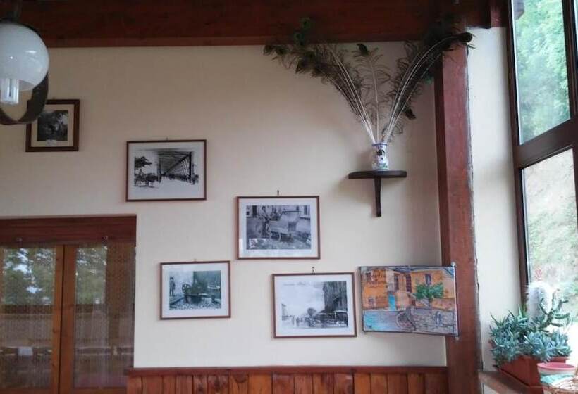 فندق ريفى Agriturismo La Vecchia Fontana